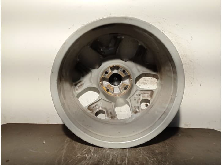 Recambio de llanta para jeep avenger 1.2 referencia OEM IAM 52197381 R176.5X17H2-ET32 3