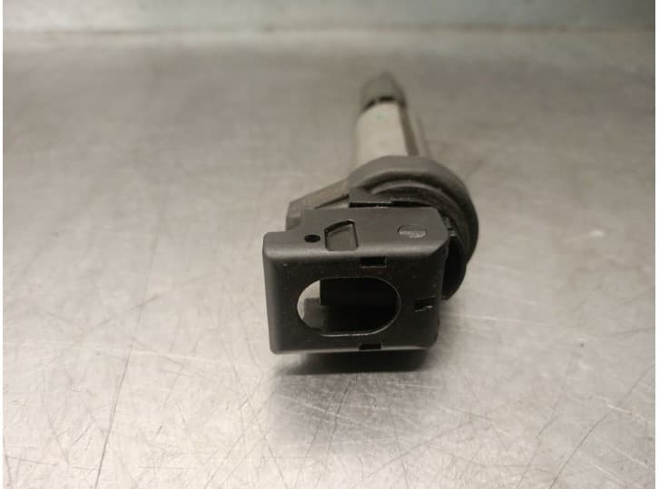 Recambio de bobina encendido para bmw 5 (e60) 525 i referencia OEM IAM 7594938  0221504100 4