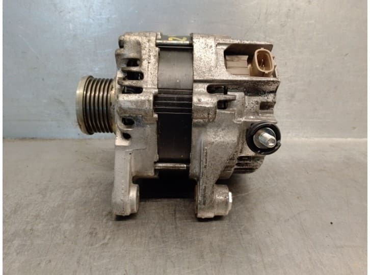 Recambio de alternador para mazda 3 (bm, bn) 2.2 d referencia OEM IAM SH0118300 SH0118300 3