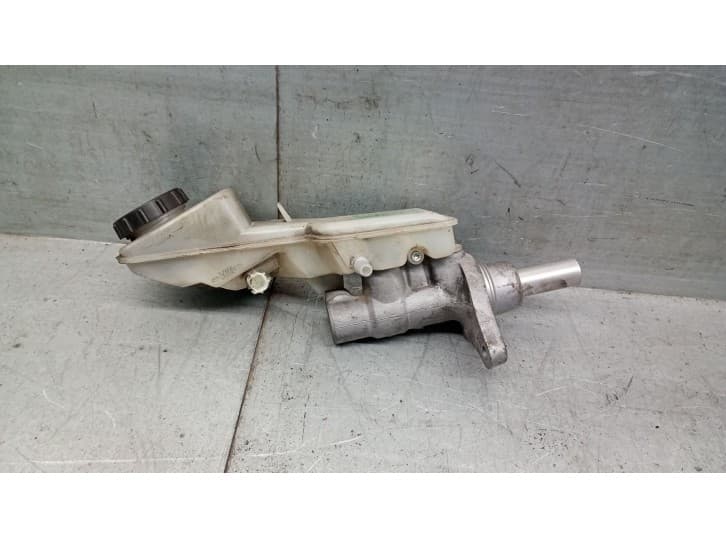 Recambio de bomba freno para mazda 3 (bm, bn) 2.2 d referencia OEM IAM BHY14340Z BHY14340Z