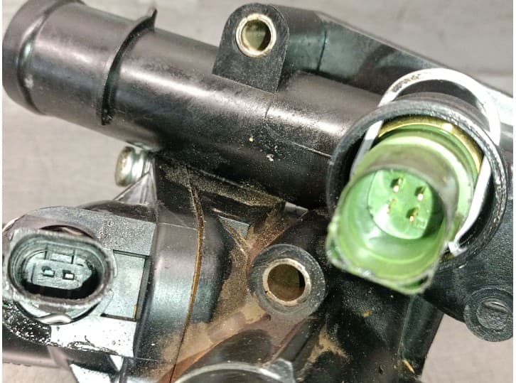 Recambio de termostato para audi a3 (8l1) 1.6 referencia OEM IAM 06A121111 06A121111 6
