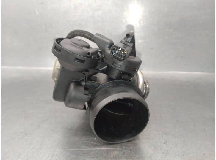 Recambio de valvula egr para citroën c4 cactus 1.2 thp 110 referencia OEM IAM 9638111380 4