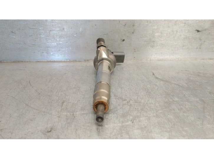 Recambio de inyectores 8 para bmw 1 (f20) 118 d referencia OEM IAM 261775518 13538514146 4