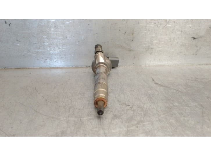 Recambio de inyectores 8 para bmw 1 (f20) 118 d referencia OEM IAM 261775518 13538514146 3