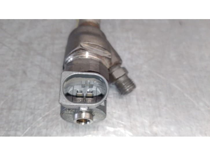 Recambio de inyectores 8 para bmw 1 (f20) 118 d referencia OEM IAM 261775518 13538514146 5