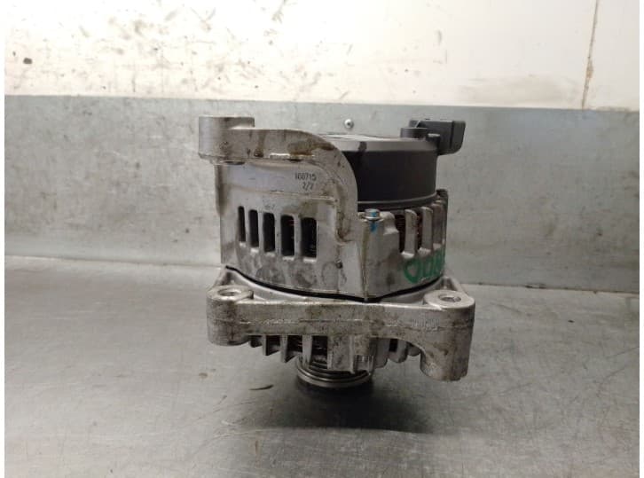 Recambio de alternador para bmw 5 (f10) 520 d referencia OEM IAM 12318507625 12317788222 10
