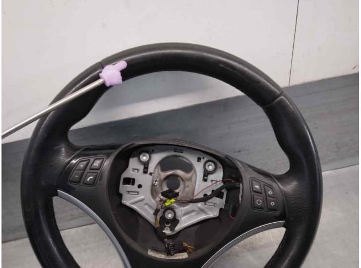 Recambio de volante para bmw 1 (e87) 118 i referencia OEM IAM 912328801 8