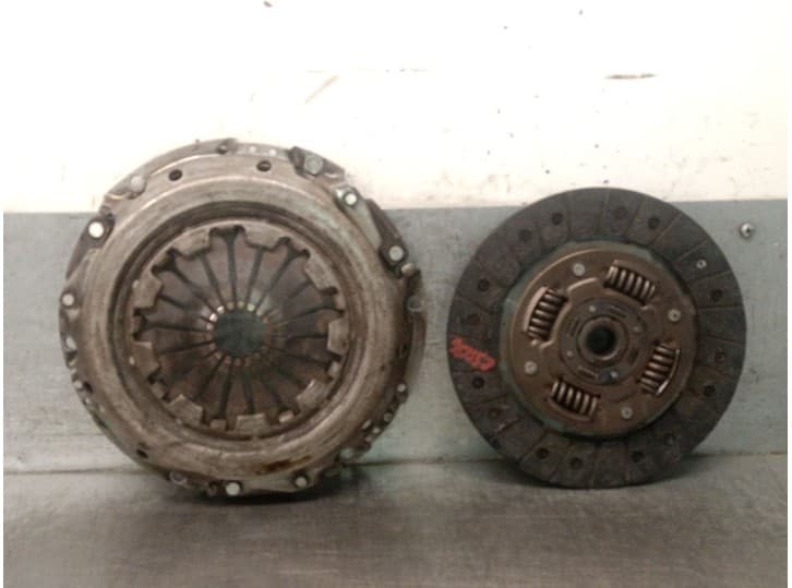 Recambio de kit embrague para volvo s40 i (644) 1.6 referencia OEM IAM 272414 272414