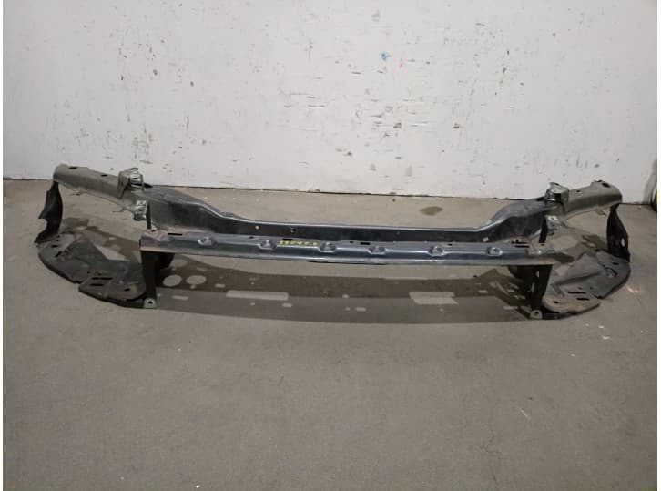 Recambio de panel frontal para volvo c30 (533) 2.4 i referencia OEM IAM 31335263 31335263