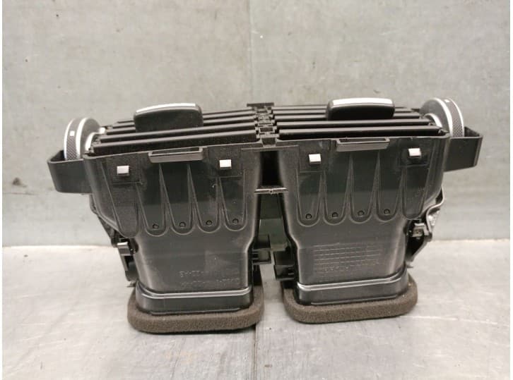 Recambio de aireador para jaguar xe (x760) 2.0 d referencia OEM IAM GJ32014A22AA T2H3069 3