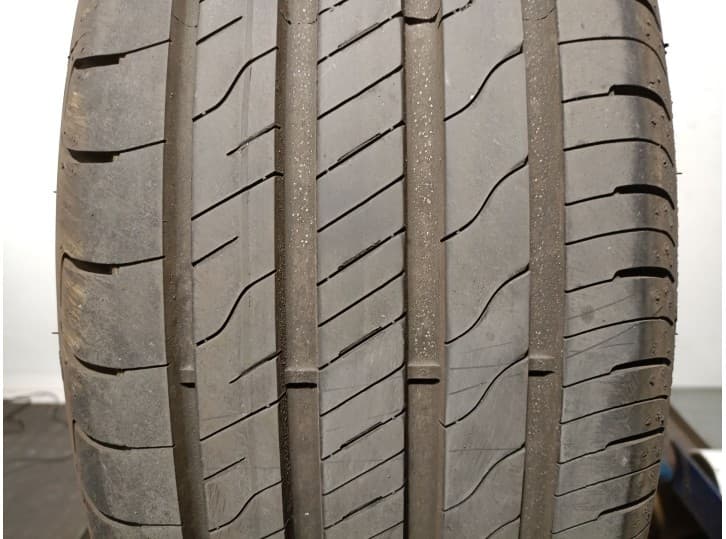 Recambio de neumatico/s para citroën c4 i (lc_) 1.6 16v referencia OEM IAM 20550R1793W