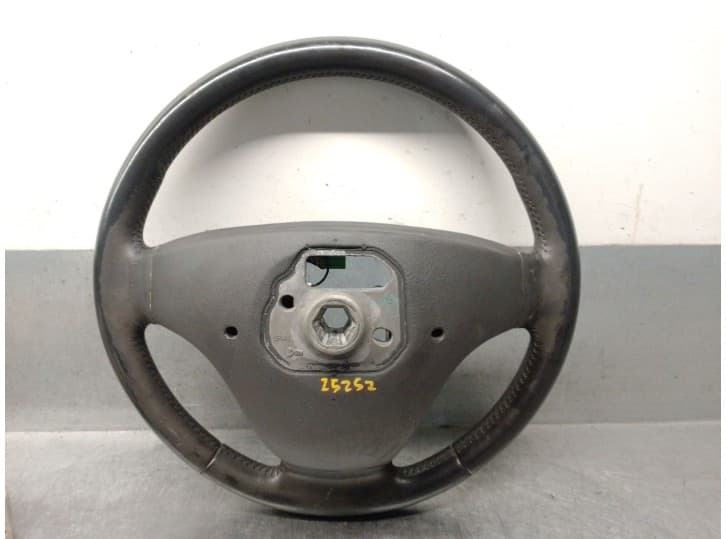 Recambio de volante para volvo c30 (533) 2.0 d referencia OEM IAM PV55160060 30632900 2
