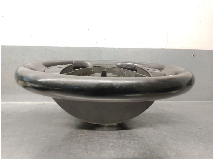 Recambio de volante para volvo c30 (533) 2.0 d referencia OEM IAM PV55160060 30632900 3