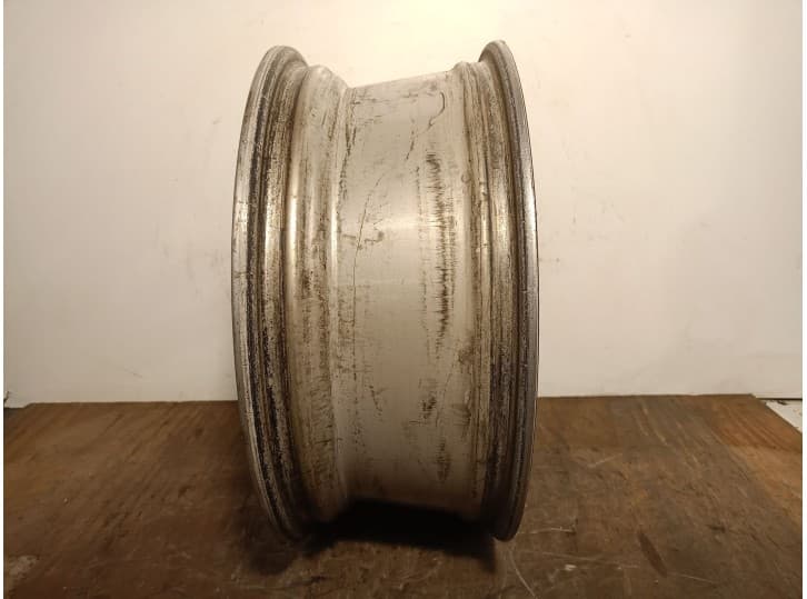 Recambio de llanta para volvo xc90 i (275) v8 awd referencia OEM IAM 30635472 R187JX18X49 2