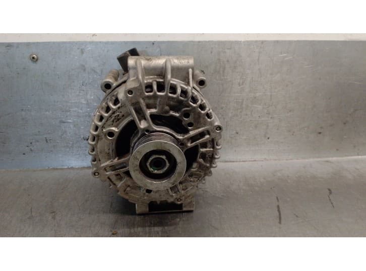 Recambio de alternador para volvo xc90 i (275) v8 awd referencia OEM IAM 8603898 8603898 2