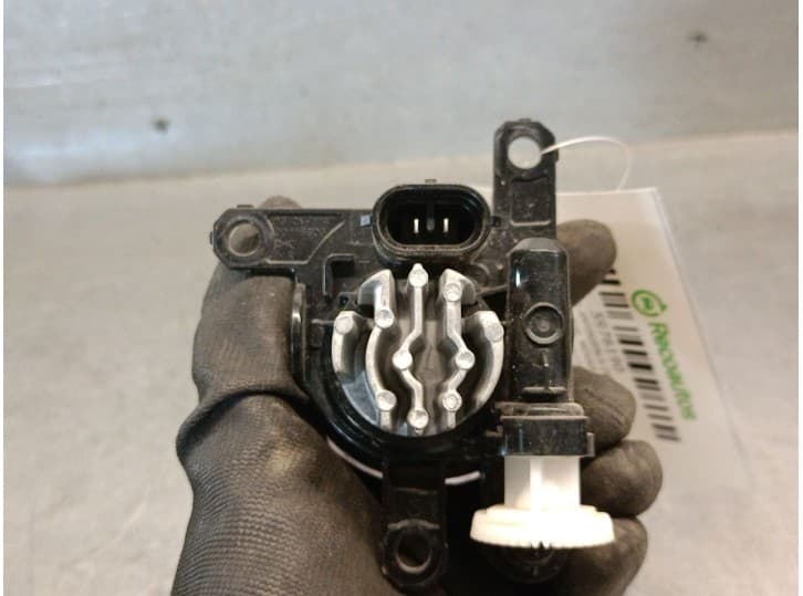 Recambio de faro antiniebla derecho para opel mokka 1.2 (76) referencia OEM IAM 13497330 4