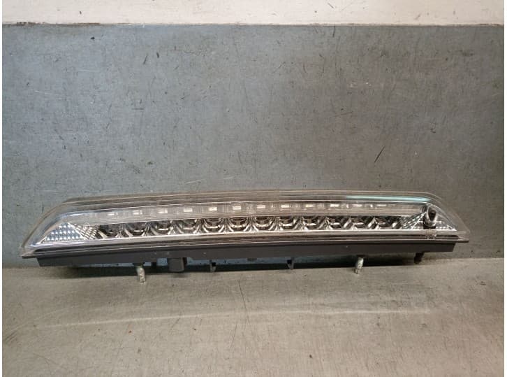 Recambio de luz central de freno para opel mokka 1.2 (76) referencia OEM IAM 9688016380