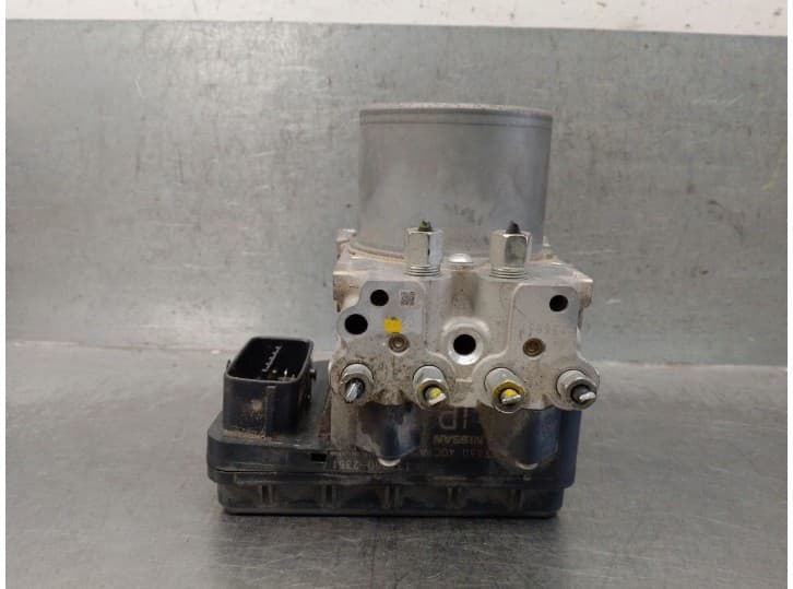 Recambio de abs para infiniti q50 50 d referencia OEM IAM 476604GC1A 476604GC6A 3