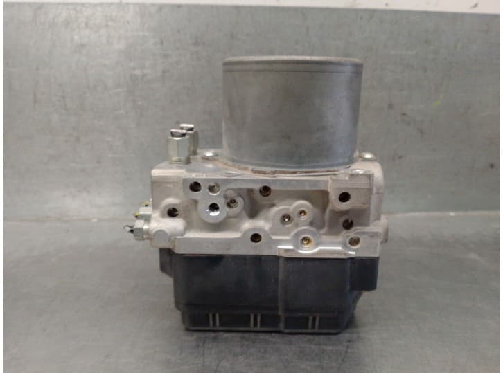 Recambio de abs para infiniti q50 50 d referencia OEM IAM 476604GC1A 476604GC6A 4