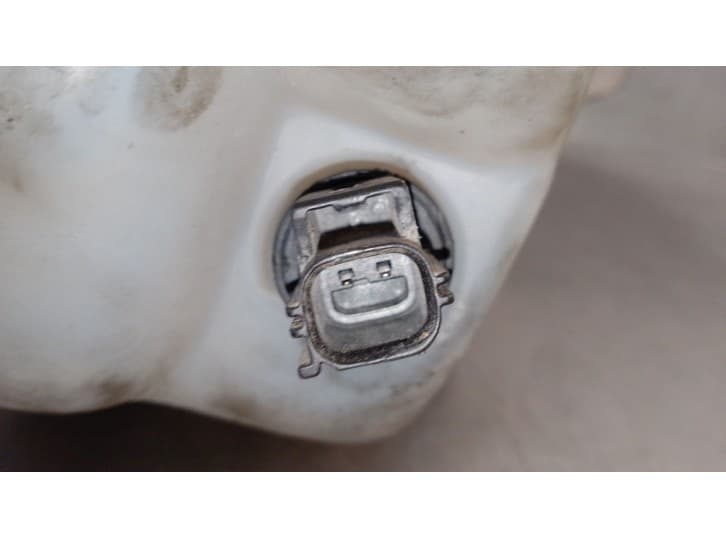 Recambio de deposito limpia para volvo v50 (545) 2.4 referencia OEM IAM 8663934 30699397 7