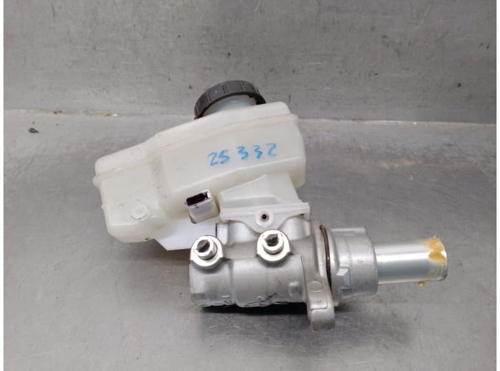 Recambio de bomba freno para infiniti q50 50 d referencia OEM IAM D60104GK5A D60104GK5A