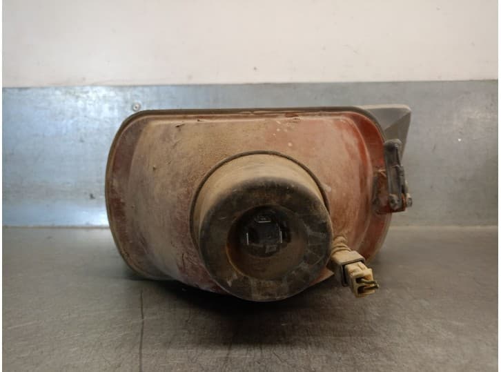 Recambio de faro derecho para peugeot 205 ii (20a/c) 1.7 diesel referencia OEM IAM 161A 2