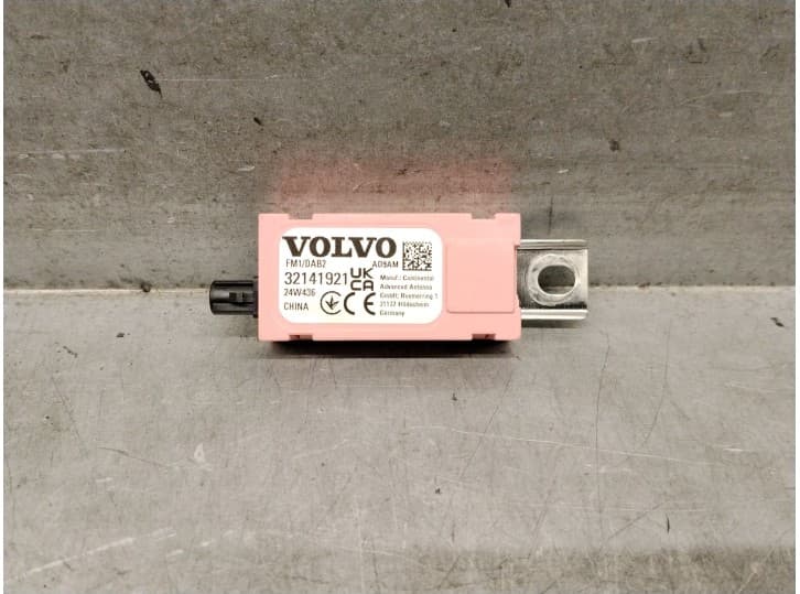 Recambio de antena para volvo xc60 ii (246) b5 mild-hybrid referencia OEM IAM 32141921