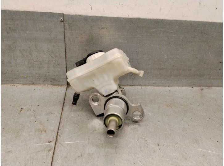 Recambio de bomba freno para audi a5 (8t3) 2.0 tdi referencia OEM IAM 4G2611021 4G2611021 2