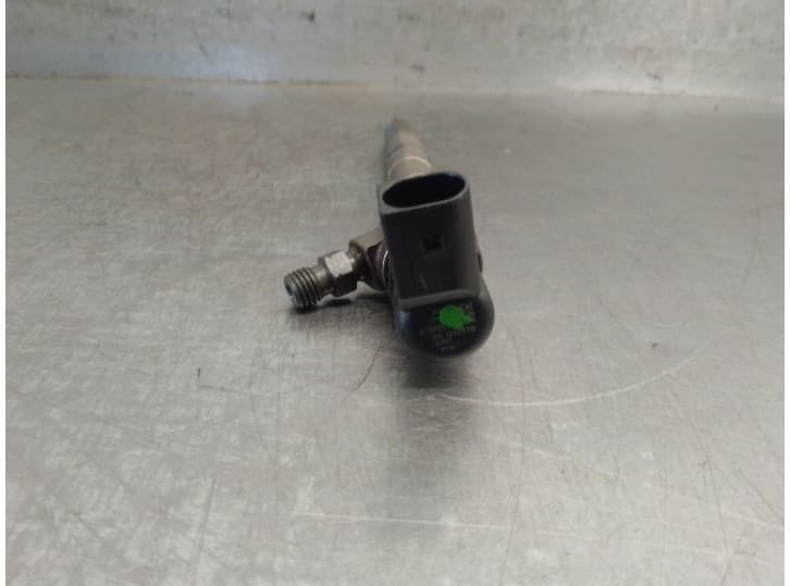 Recambio de inyector para seat altea (5p1) 1.6 tdi referencia OEM IAM 03L130277B 2