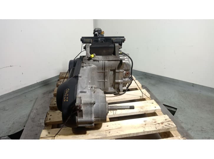 Recambio de motor completo para suzuki uh uh 125 burgman referencia OEM IAM F490  298992 2