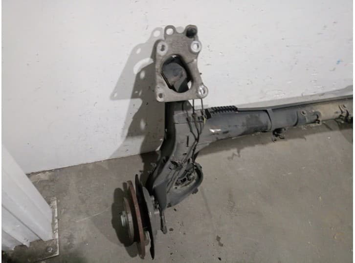 Recambio de puente trasero para citroën ds5 2.0 hdi 165 referencia OEM IAM 5148N9 5148N9 3