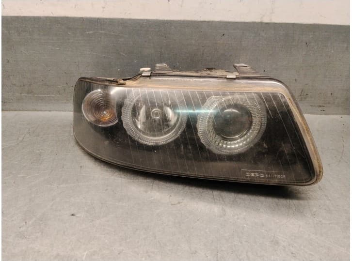 Recambio de faro derecho para audi a3 (8l1) 1.8 t referencia OEM IAM 084411160R