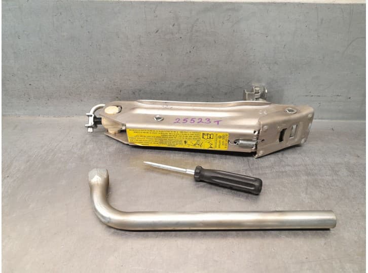 Recambio de gato para audi a3 (8l1) 1.8 referencia OEM IAM 8L0011031A 8L0011031A 2