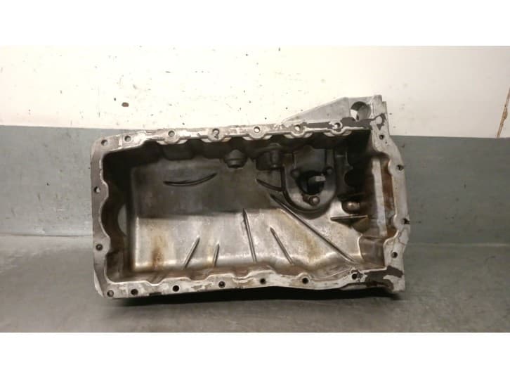Recambio de carter para audi a3 (8l1) 1.8 t referencia OEM IAM 038103603L 038103603L 6