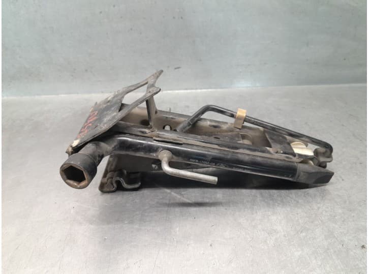 Recambio de gato para ford fiesta iii (gfj) 1.1 referencia OEM IAM 93FB17080AA 7083596 2