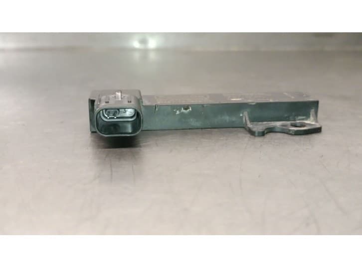 Recambio de antena para ford ecosport 1.0 ecoboost referencia OEM IAM 8M5T15K603KA 2