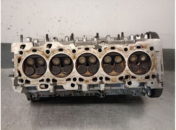 Recambio de culata para volvo v50 (545) 2.4 referencia OEM IAM 8642289 36050503 8642291 5