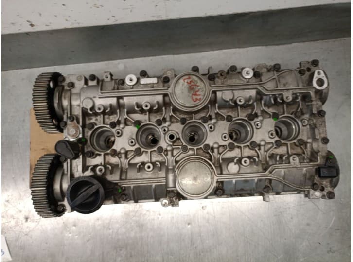 Recambio de culata para volvo v50 (545) 2.4 referencia OEM IAM 8642289 36050503 8642291 9