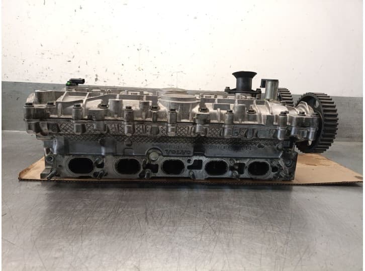 Recambio de culata para volvo v50 (545) 2.4 referencia OEM IAM 8642289 36050503 8642291 11