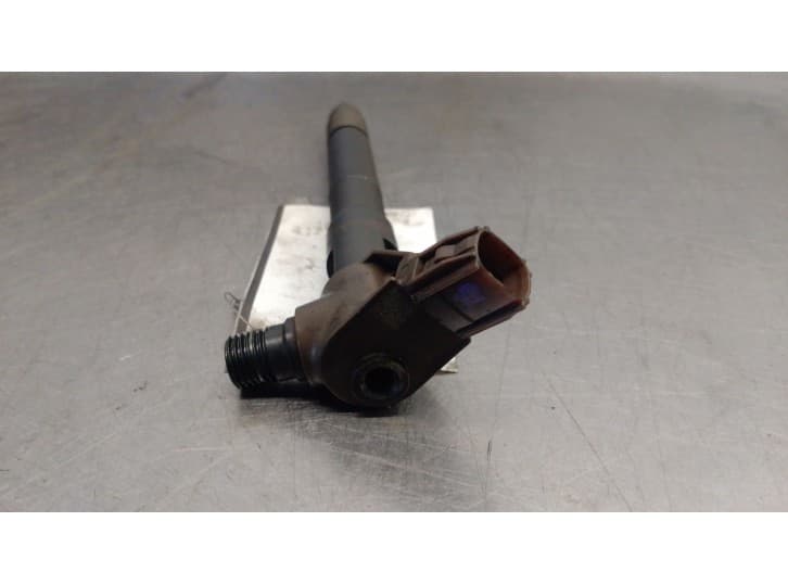 Recambio de inyector para mazda 3 (bm, bn) 2.2 d referencia OEM IAM SH0113H50 2