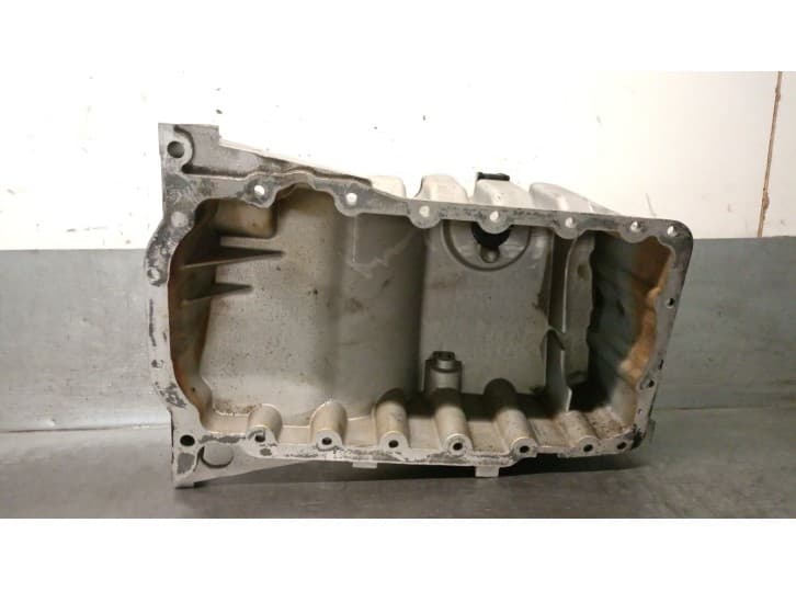 Recambio de carter para audi a4 b7 (8ec) 2.0 referencia OEM IAM 06B103603AH 06B103601CC 6