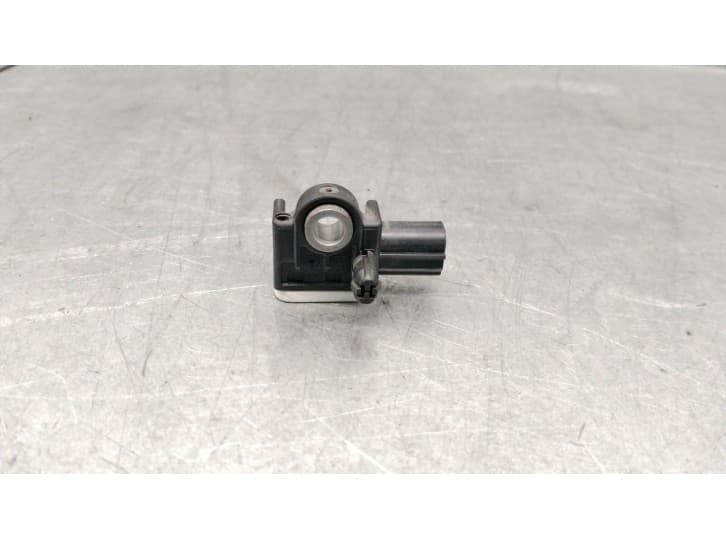 Recambio de sensor impacto para mazda 5 (cw) 1.8 mzr referencia OEM IAM BBM457KC0 2