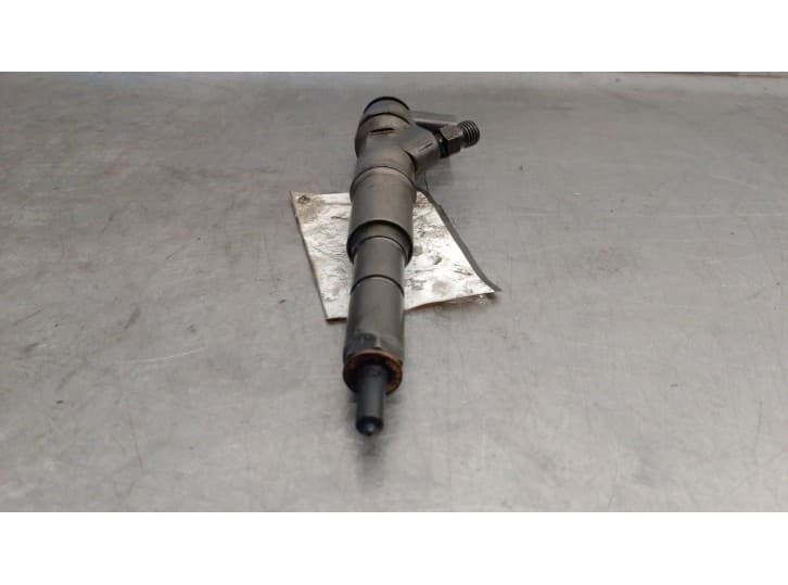 Recambio de inyector para bmw 3 (e90) 320 d referencia OEM IAM 7793836  0445110216 4