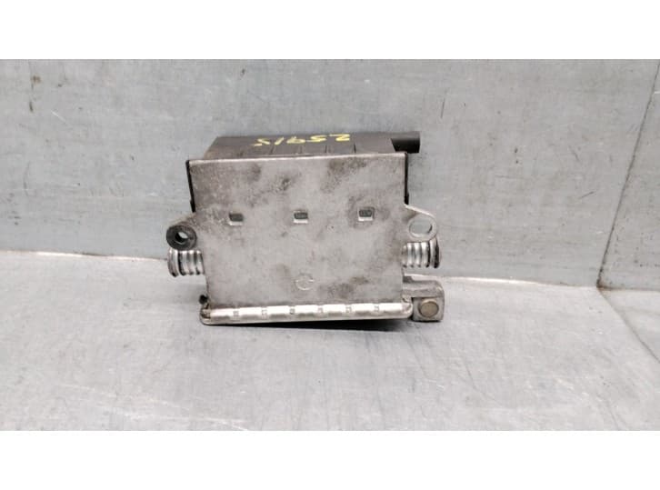 Recambio de calentador agua para bmw 3 (e46) 320 d referencia OEM IAM 64126918806 2