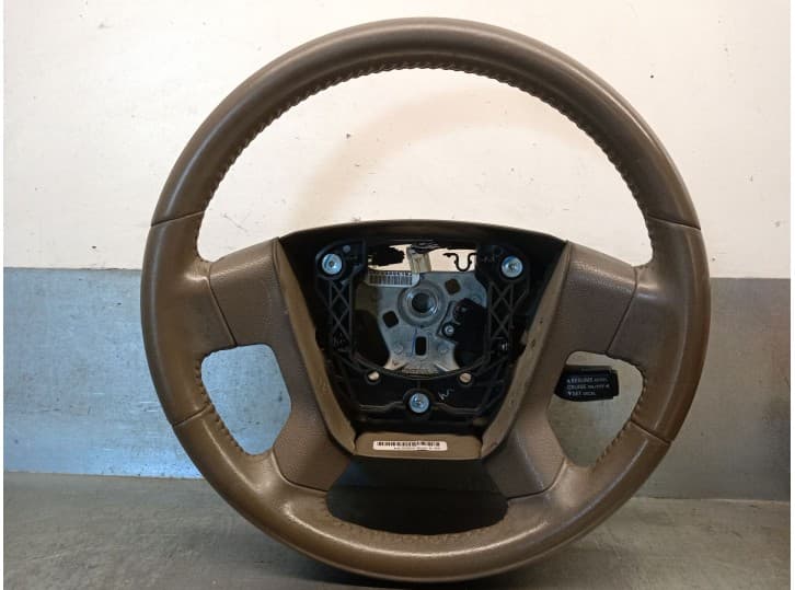 Recambio de volante para dodge journey 2.0 crd referencia OEM IAM 1DF35DK7AE 1FS56DK7AB
