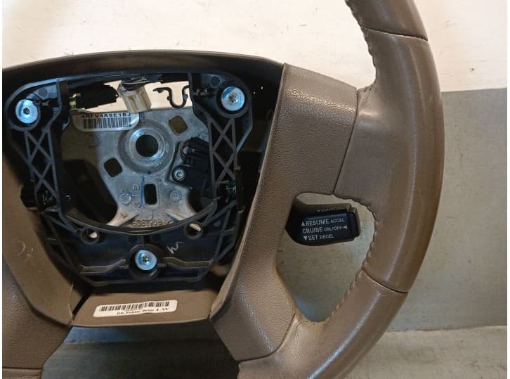 Recambio de volante para dodge journey 2.0 crd referencia OEM IAM 1DF35DK7AE 1FS56DK7AB 4