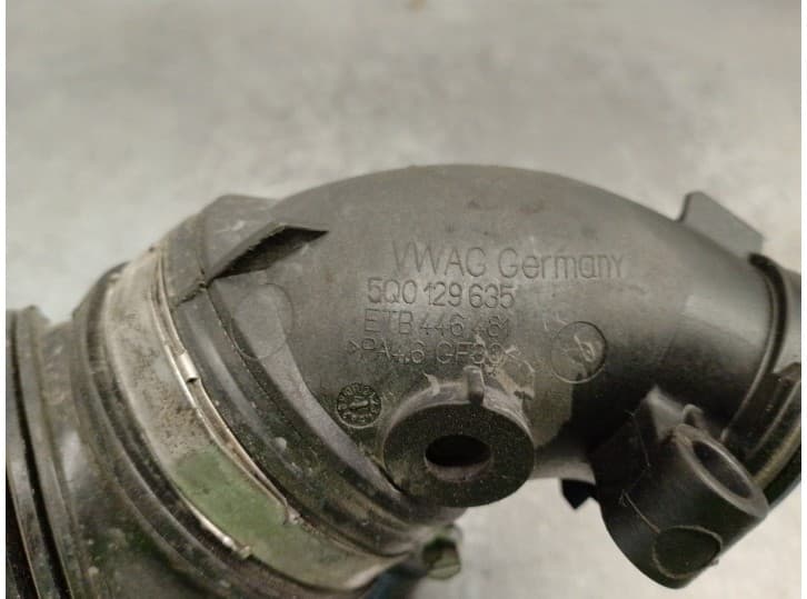 Recambio de tubo para seat leon (5f1) 1.6 tdi referencia OEM IAM 5Q0129654 5Q0129635 4