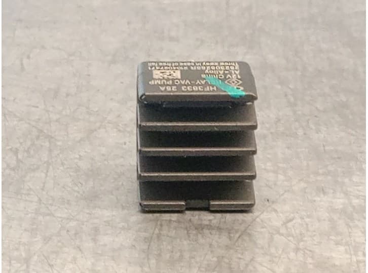 Recambio de rele para dacia spring ev (b6m1) referencia OEM IAM 252305285R  HF363325A 2
