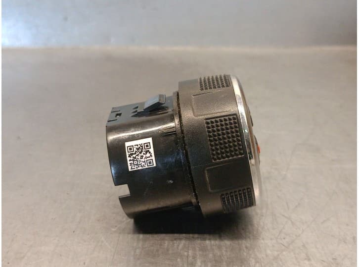 Recambio de interruptor para dacia spring ev (b6m1) referencia OEM IAM 4DB401 3