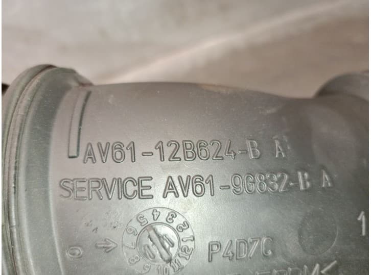 Recambio de tubo para ford kuga ii (dm2) 2.0 tdci referencia OEM IAM AV6112B624BA 1801871 5